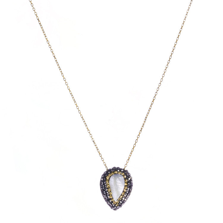 Mother of Pearl Necklace from sixforgold 